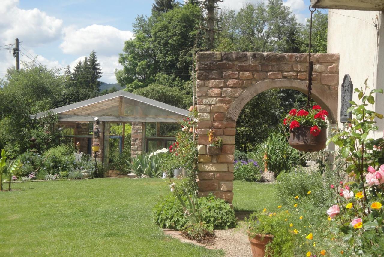 Le Jardin Des Secrets Acomodação com café da manhã La Voivre  Exterior foto